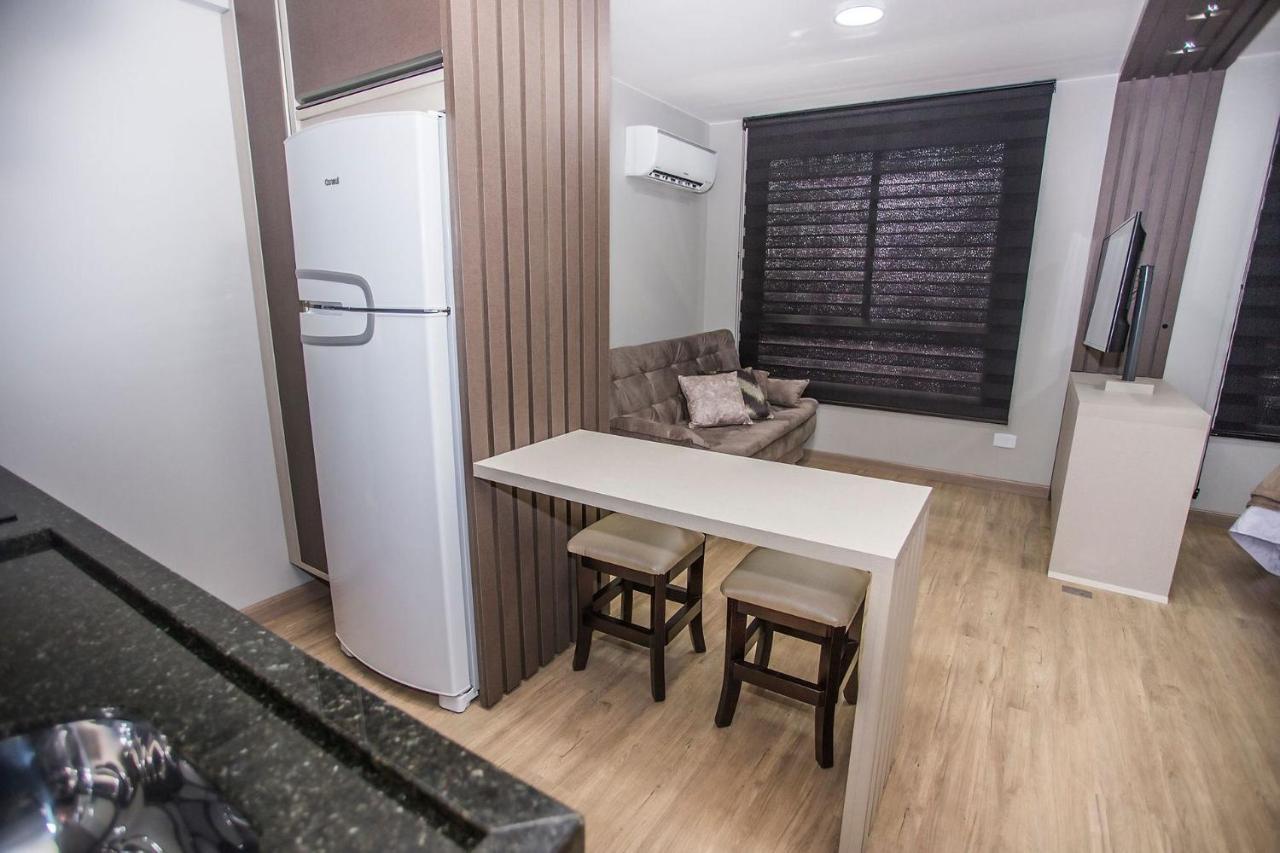 Com Cama E Sofa-cama De Casal - All2011 Apartment Curitiba