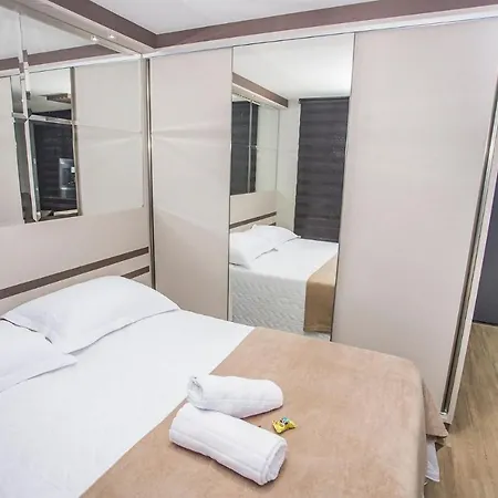 Studio com Cama e Sofá-Cama de Casal - ALL2011 Curitiba Exterior foto